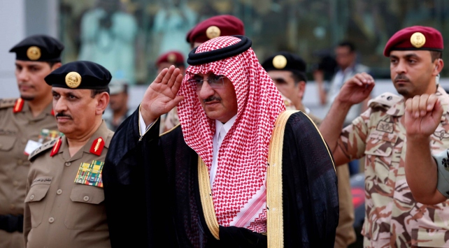Suudi Arabistan eski Veliaht Prensi Muhammed bin Nayef, Haziran 2017'de görevden alınarak yerine Muhammed bin Selman atandı. Fotoğraf: Reuters
